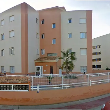 Luxurious 2 Bedroom Near Cabo Roig Strip Apartment