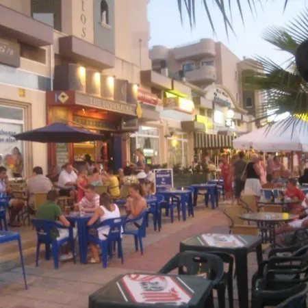 Luxurious 2 Bedroom Near Cabo Roig Strip Apartment