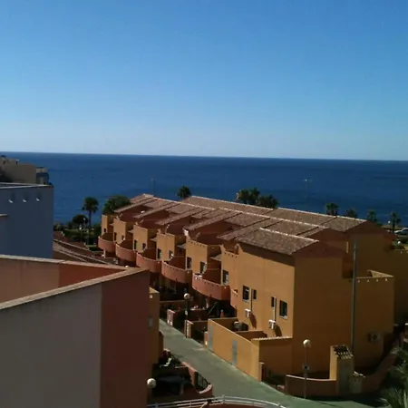 Luxurious 2 Bedroom Near Cabo Roig Strip