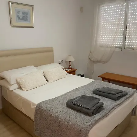 Luxurious 2 Bedroom Near Cabo Roig Strip Lejlighed *